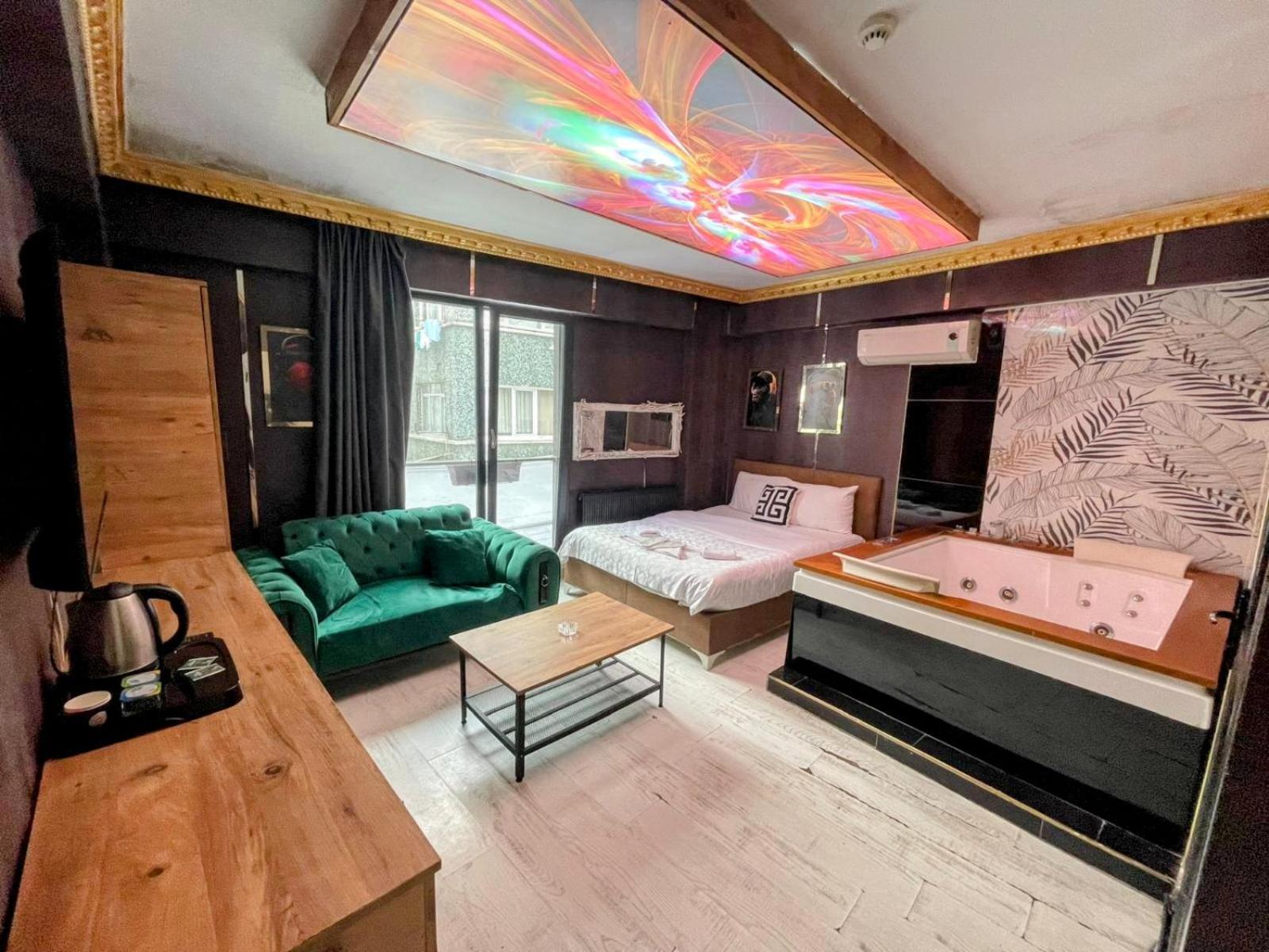 Royal Hotel Fatih Стамбул Экстерьер фото